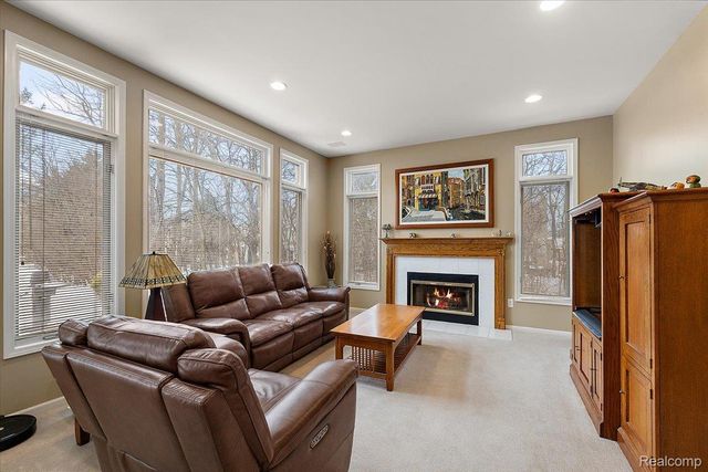 7108 Branford Court, West Bloomfield Charter Township, MI 48322