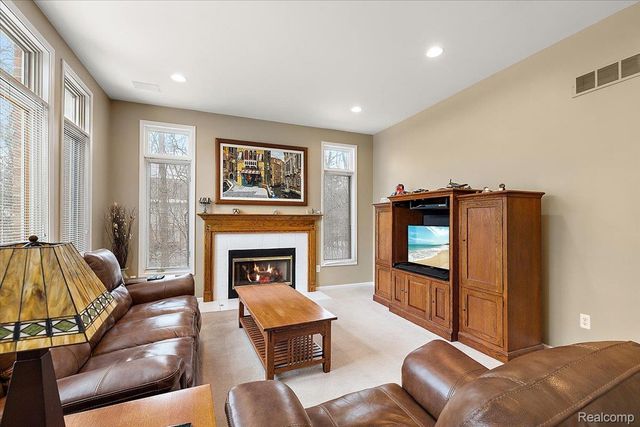 7108 Branford Court, West Bloomfield Charter Township, MI 48322