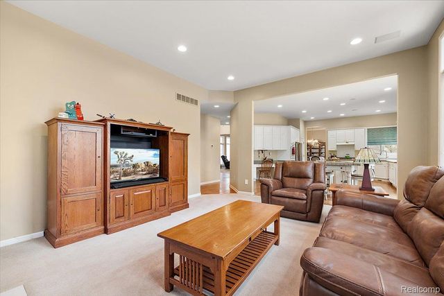 7108 Branford Court, West Bloomfield Charter Township, MI 48322