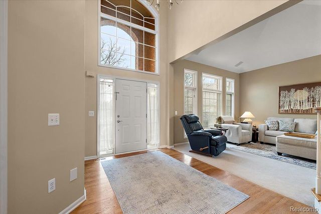 7108 Branford Court, West Bloomfield Charter Township, MI 48322