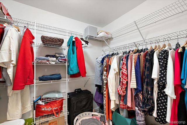 7108 Branford Court, West Bloomfield Charter Township, MI 48322