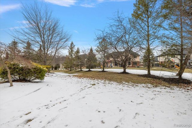 7108 Branford Court, West Bloomfield Charter Township, MI 48322