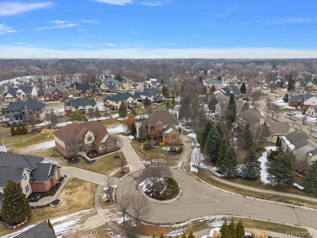 7108 Branford Court, West Bloomfield Charter Township, MI 48322
