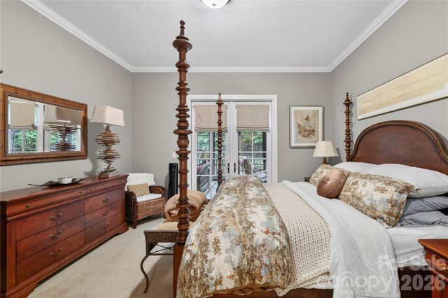 911 Buckberry Drive N, Sapphire, NC 28774