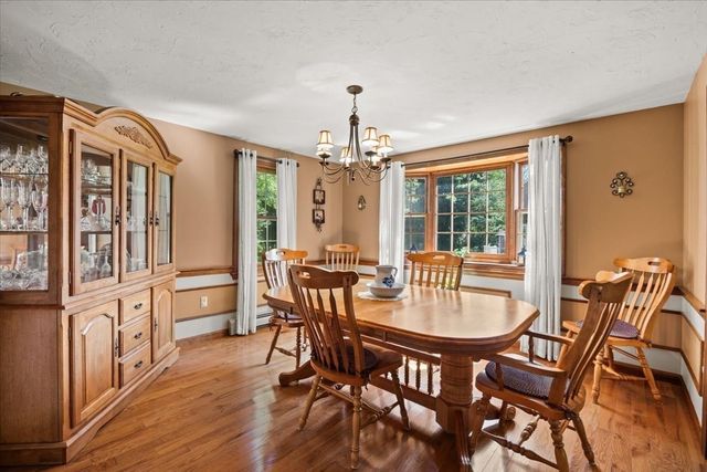 461 Hodges St, Taunton, MA 02780