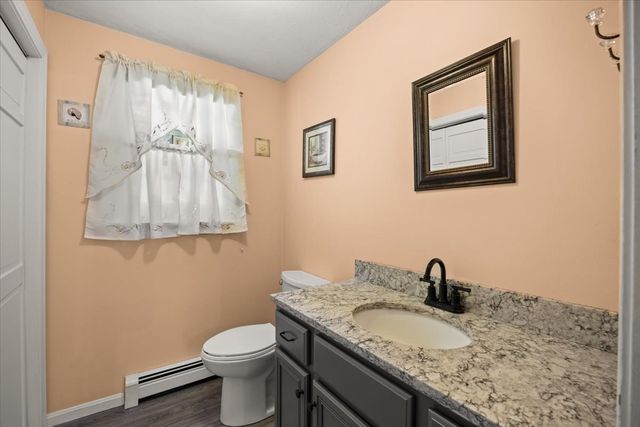461 Hodges St, Taunton, MA 02780