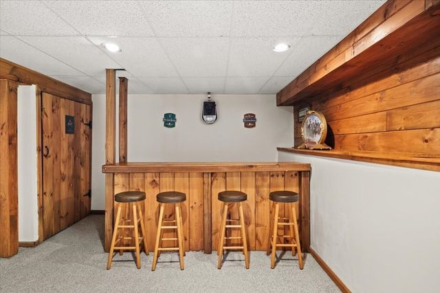 461 Hodges St, Taunton, MA 02780