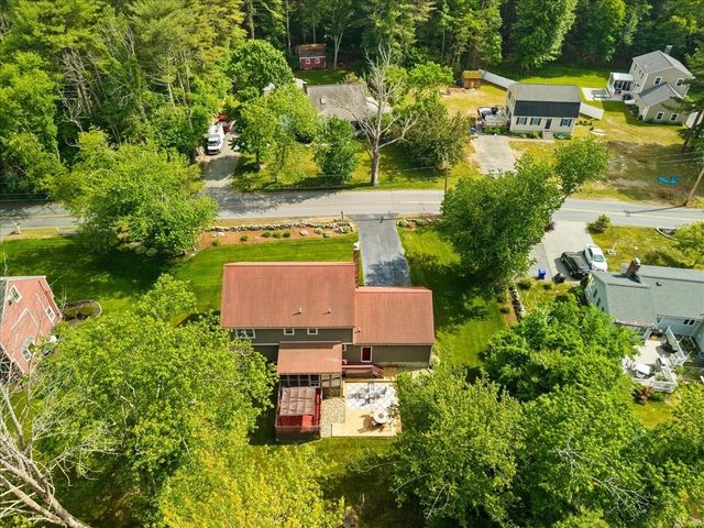 461 Hodges St, Taunton, MA 02780