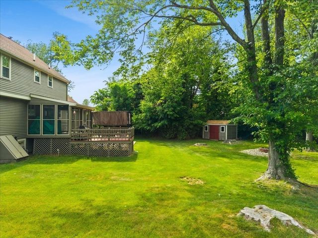 461 Hodges St, Taunton, MA 02780
