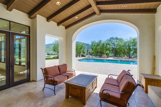 8159 Doug Hill, San Diego, CA 92127