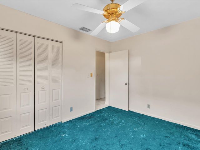 8949 NW 9th Place, Plantation, FL 33324