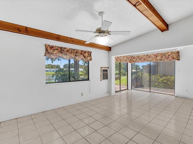8949 NW 9th Place, Plantation, FL 33324