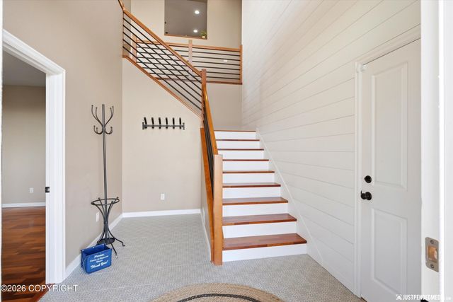 17041 Briarcliff Pointe Circle, Anchorage, AK 99516