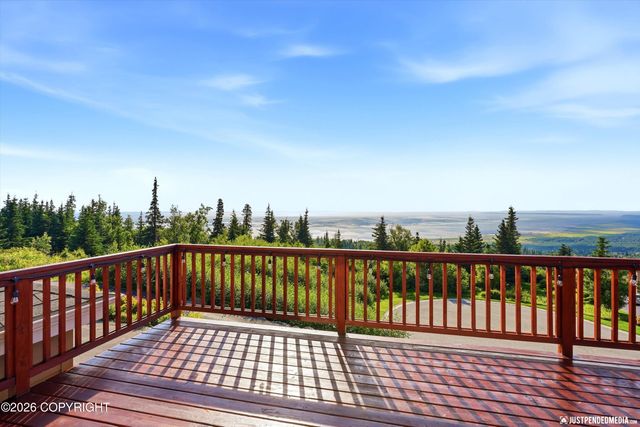 17041 Briarcliff Pointe Circle, Anchorage, AK 99516