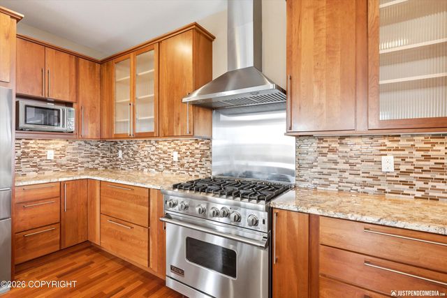 17041 Briarcliff Pointe Circle, Anchorage, AK 99516