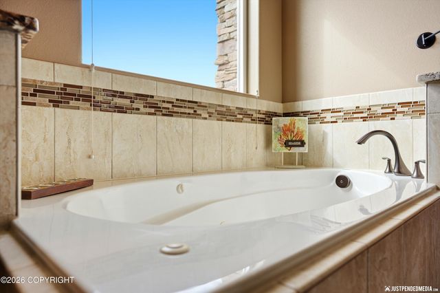 17041 Briarcliff Pointe Circle, Anchorage, AK 99516