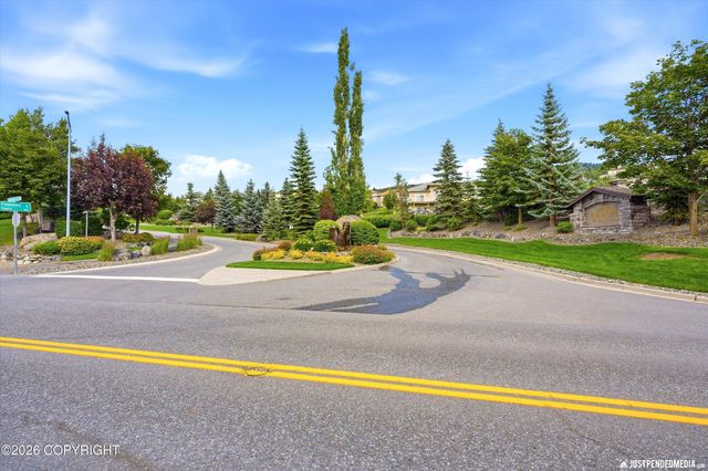 17041 Briarcliff Pointe Circle, Anchorage, AK 99516