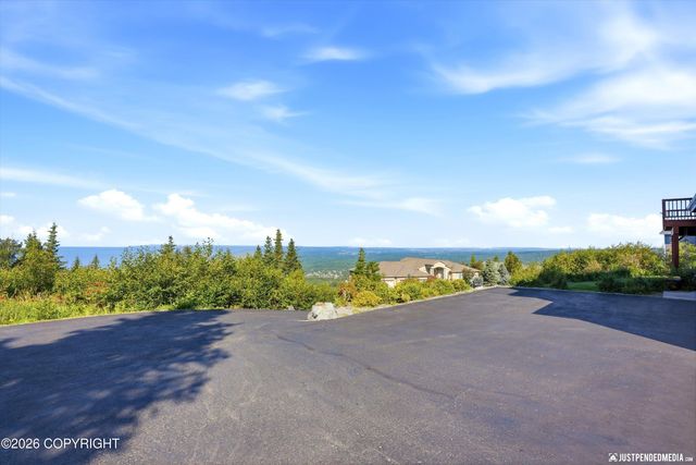 17041 Briarcliff Pointe Circle, Anchorage, AK 99516