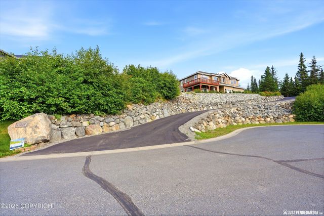 17041 Briarcliff Pointe Circle, Anchorage, AK 99516