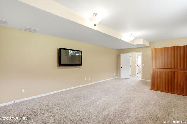 17041 Briarcliff Pointe Circle, Anchorage, AK 99516