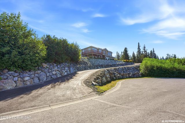 17041 Briarcliff Pointe Circle, Anchorage, AK 99516
