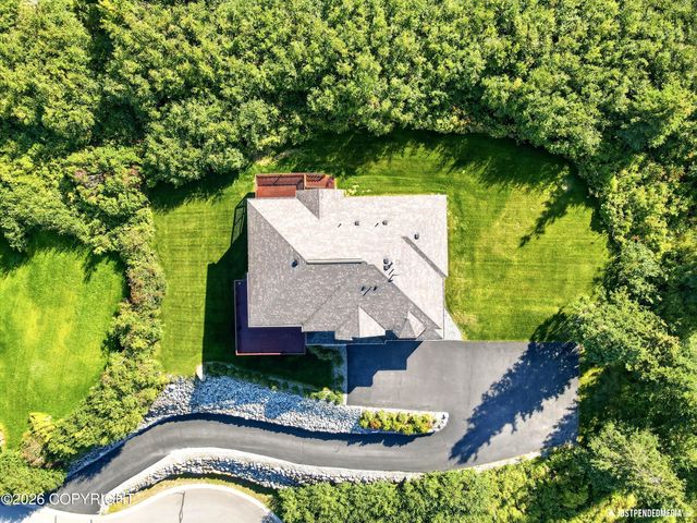 17041 Briarcliff Pointe Circle, Anchorage, AK 99516