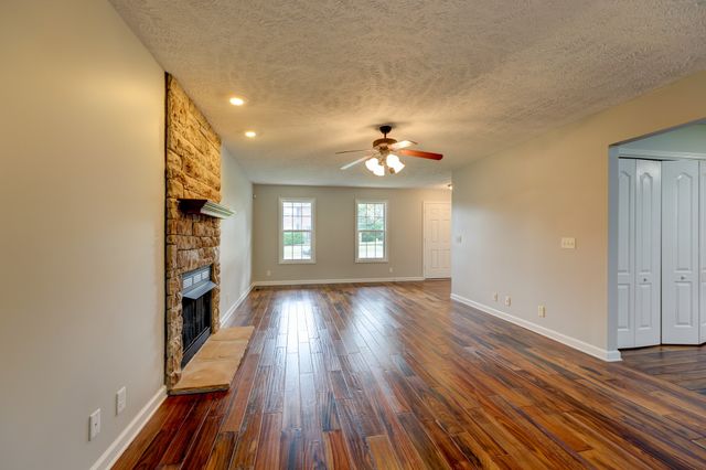 791 Colin Ct, Clarksville, TN 37043