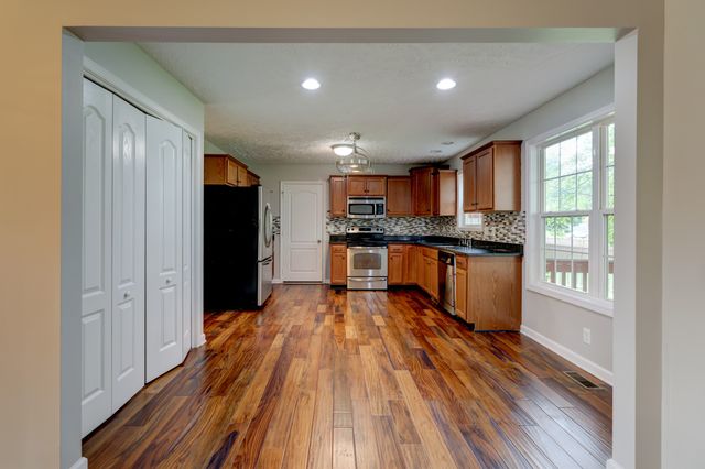 791 Colin Ct, Clarksville, TN 37043
