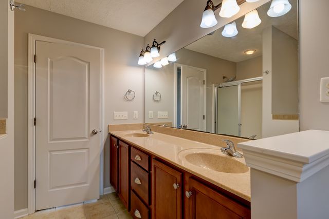 791 Colin Ct, Clarksville, TN 37043