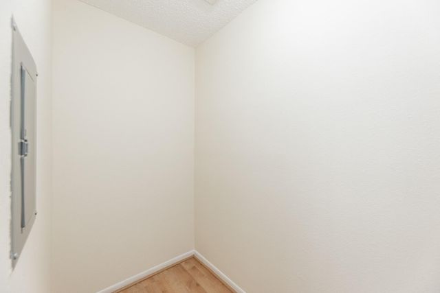1900 Bay Area Boulevard 250, Houston, TX 77058