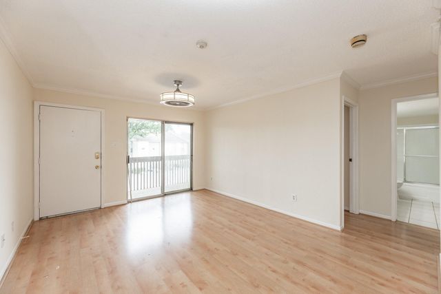 1900 Bay Area Boulevard 250, Houston, TX 77058