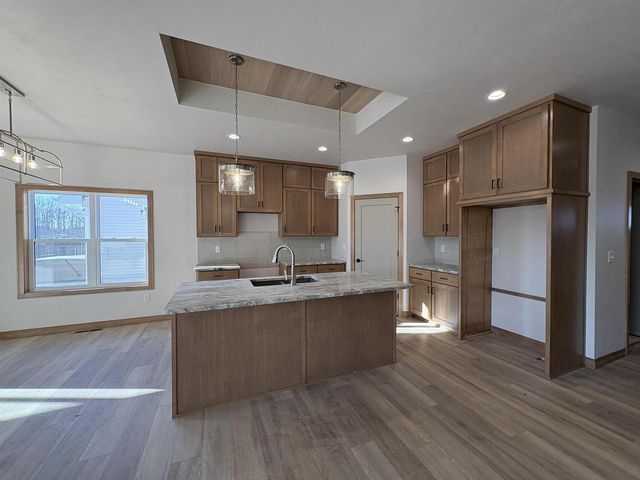 3117 LAZY OAK COURT, Green Bay, WI 54311