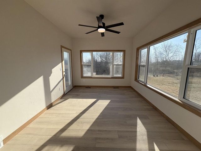 3117 LAZY OAK COURT, Green Bay, WI 54311