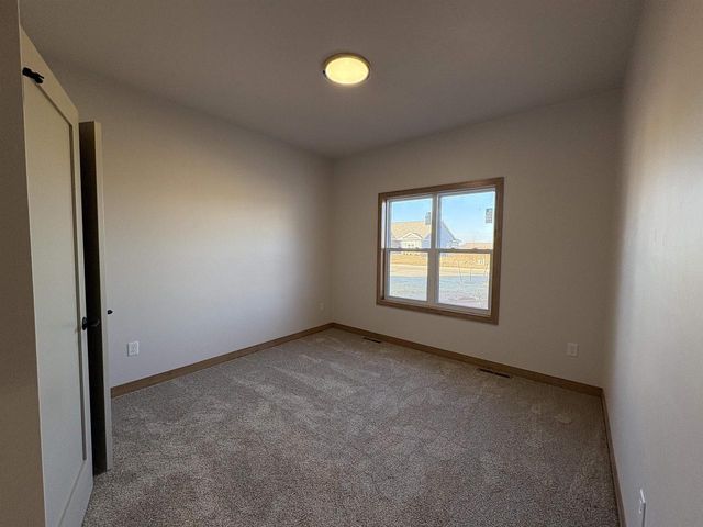 3117 LAZY OAK COURT, Green Bay, WI 54311