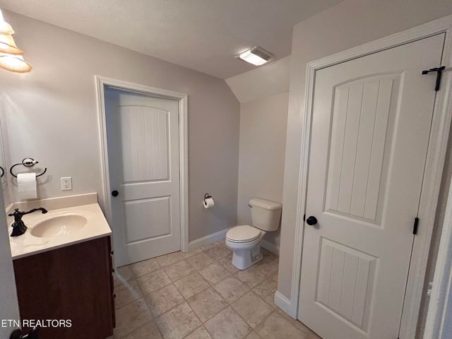 487 Lochmere Drive, Morristown, TN 37814