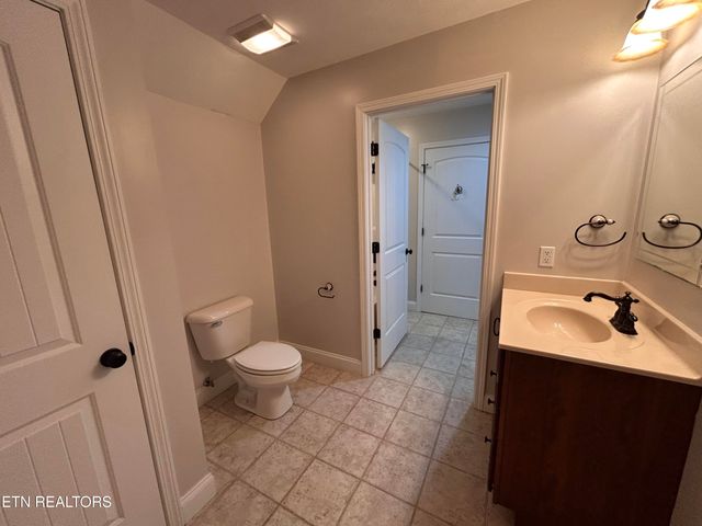487 Lochmere Drive, Morristown, TN 37814