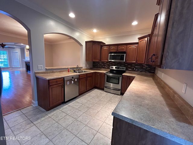 487 Lochmere Drive, Morristown, TN 37814