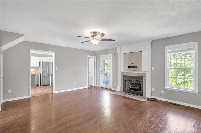 3028 Piney Mountain Drive, Hope Mills, NC 28348