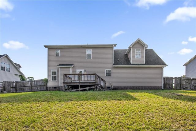 3028 Piney Mountain Drive, Hope Mills, NC 28348