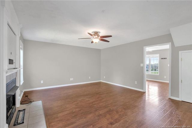 3028 Piney Mountain Drive, Hope Mills, NC 28348