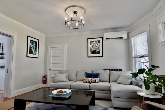 14 Castle Rock St 14, Boston, MA 02125