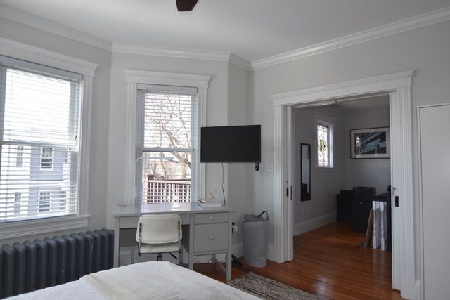 14 Castle Rock St 14, Boston, MA 02125