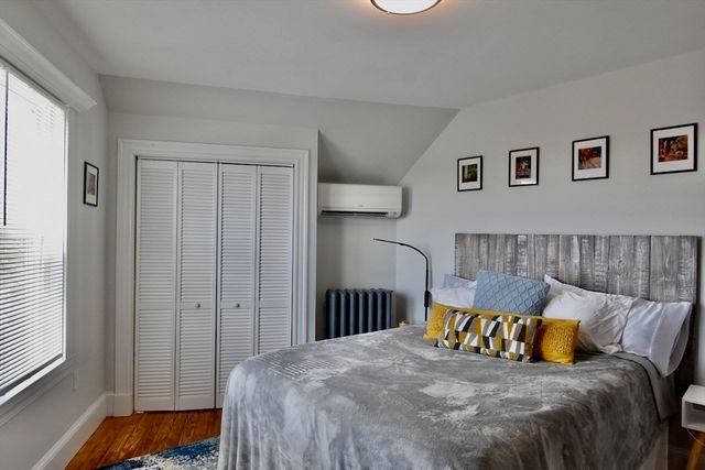 14 Castle Rock St 14, Boston, MA 02125