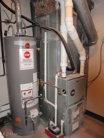 42937 Crestlane Drive, Elyria, OH 44035