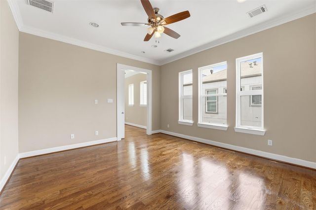 2206 Holman Street, Houston, TX 77004