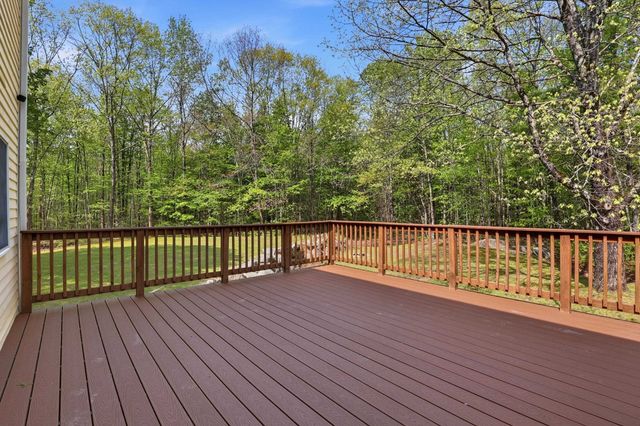 1 Howard Lane, New Boston, NH 03070