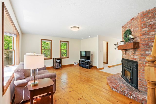 1 Howard Lane, New Boston, NH 03070