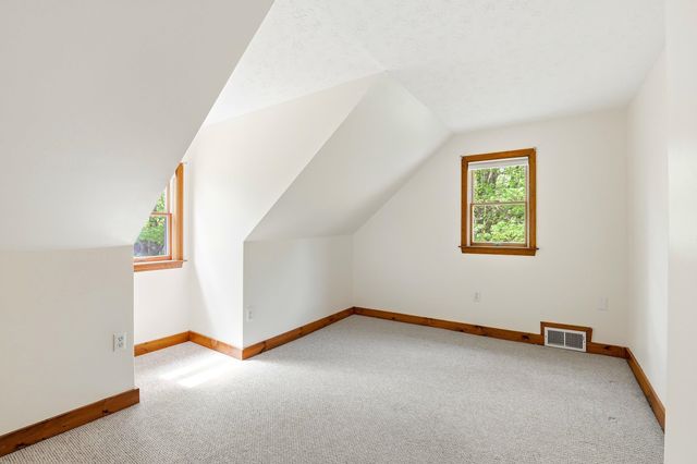 1 Howard Lane, New Boston, NH 03070