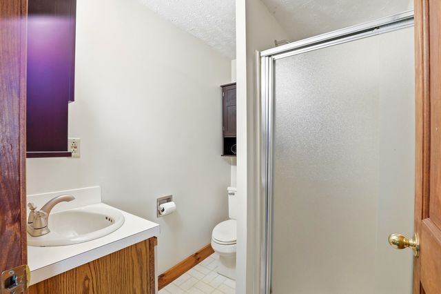 1 Howard Lane, New Boston, NH 03070