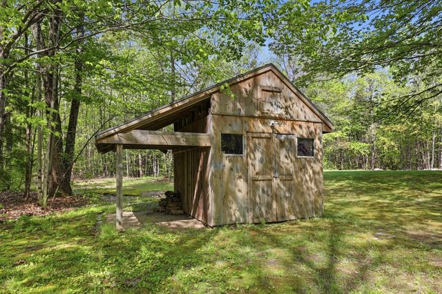 1 Howard Lane, New Boston, NH 03070